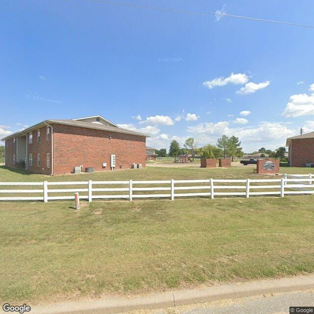 Photo of TWIN SPRINGS ESTATES. Affordable housing located at 1700 REDWOOD LN MIAMI, OK 74354