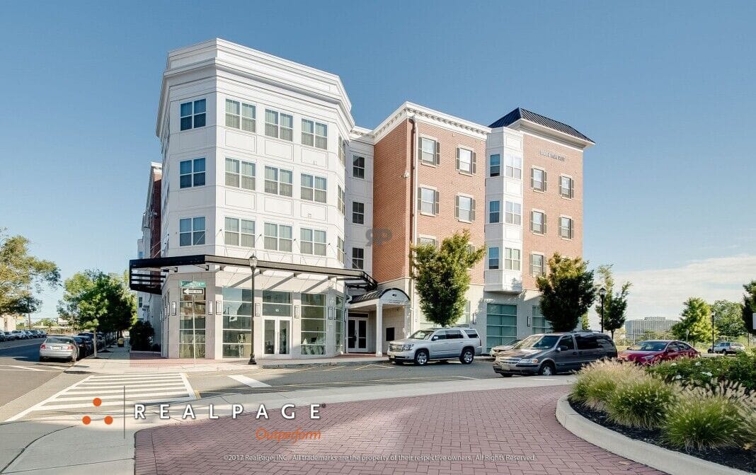 Photo of BAXTER TERRACE. Affordable housing located at 2 WELLINGTON WAY NEWARK, NJ 07103