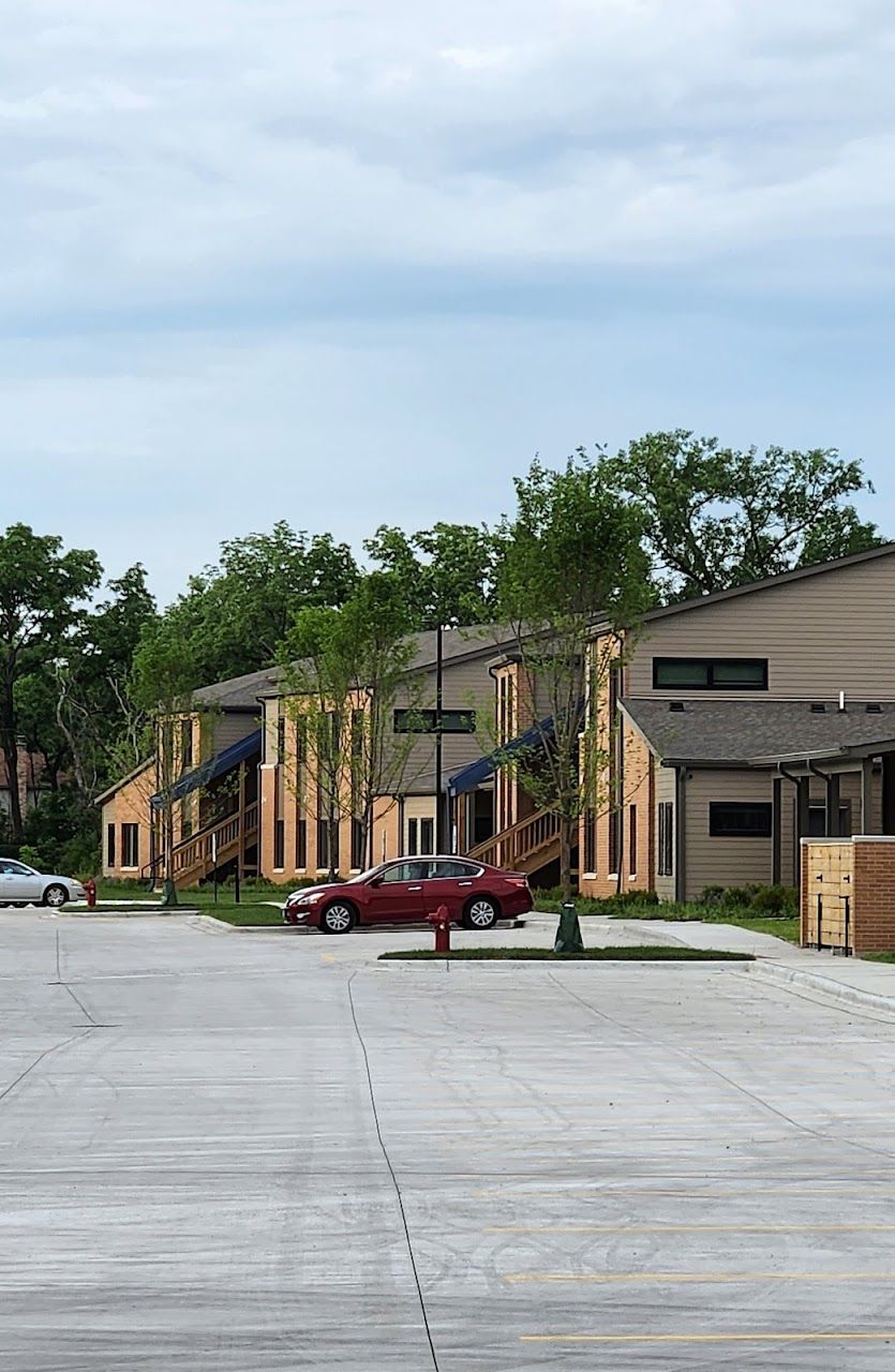 Photo of Zion Woods. Affordable housing located at 8 Deerfield Rd Deerfield, IL 60015