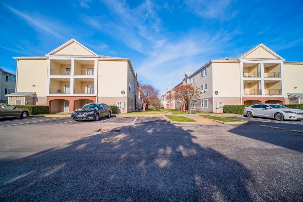 Photo of Clarksdale Apartments at 801 Swan Ave Baton Rouge, LA 70807