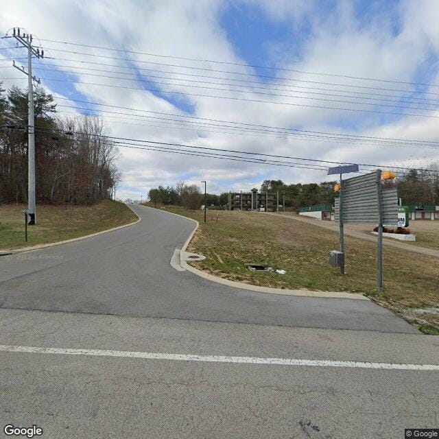 Photo of Riverside Place Apartments at 5121 Hulk Ln Chattanooga, TN 37416