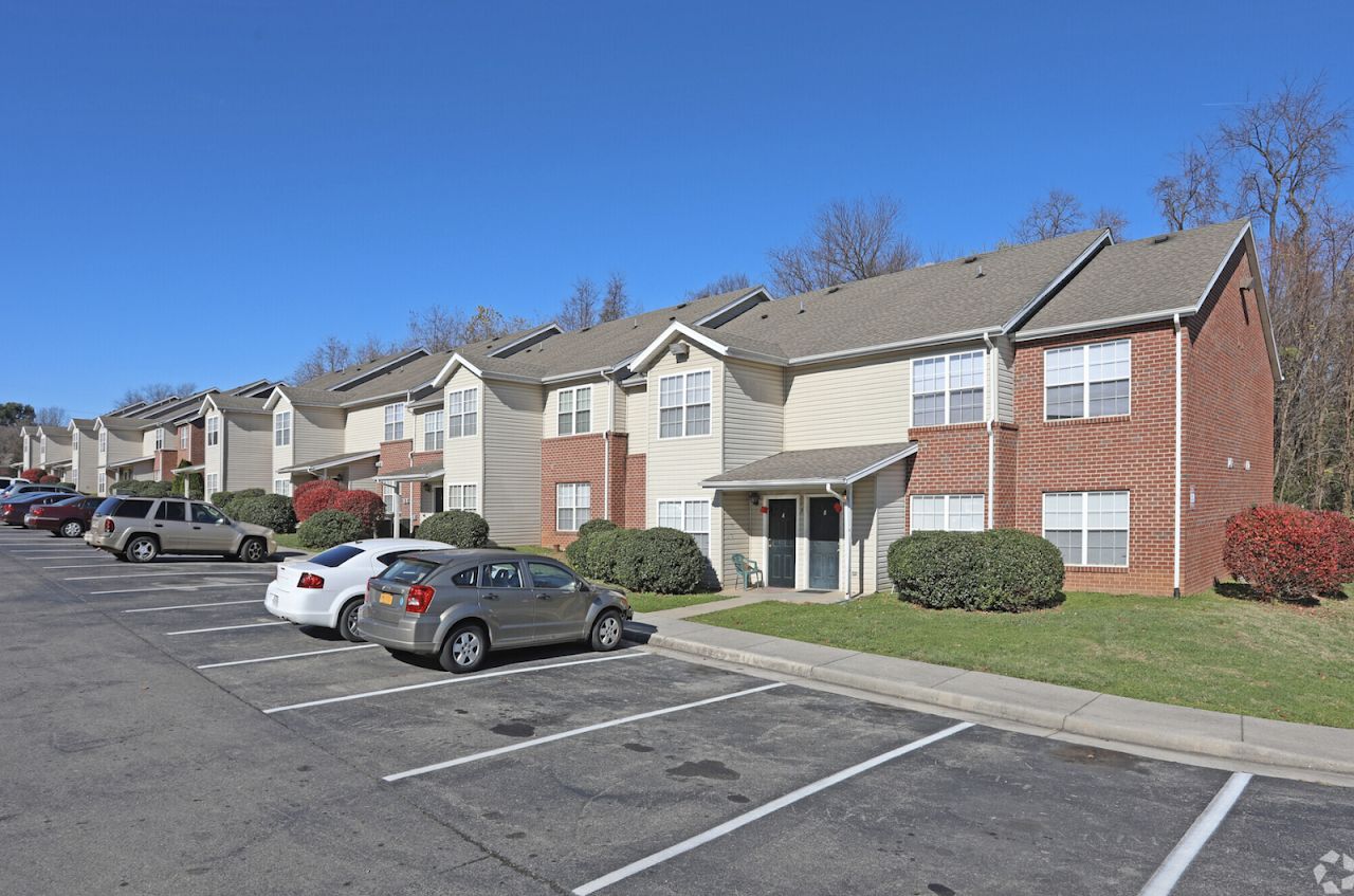 Photo of SHENANDOAH VILLAGE (ROANOKE). Affordable housing located at 733 29TH ST NW ROANOKE, VA 24017