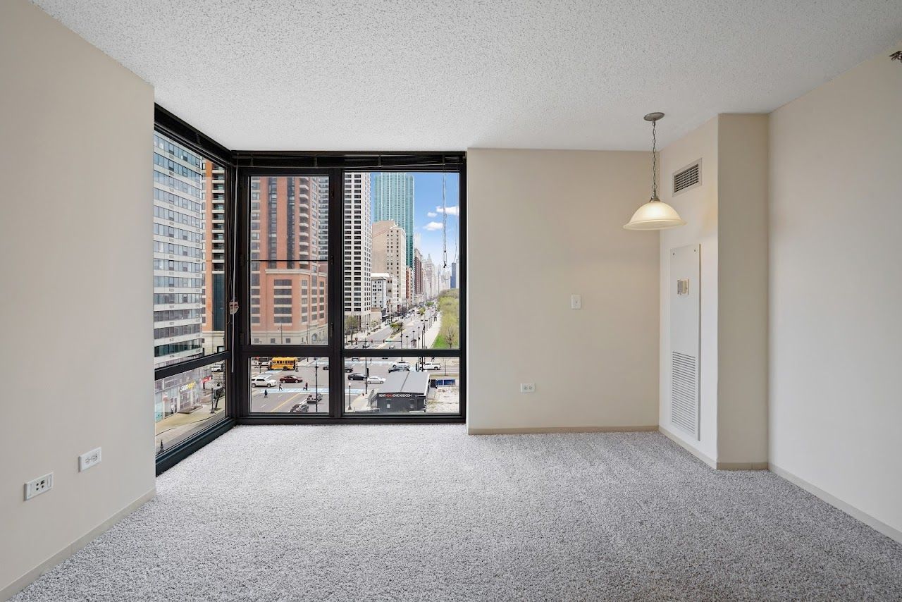 Photo of 1251 S MICHIGAN at 1251 S MICHIGAN AVE CHICAGO, IL 60605