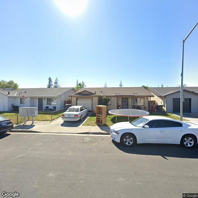 Photo of GARDEN APTS. Affordable housing located at 40 N LEE AVE OAKDALE, CA 95361