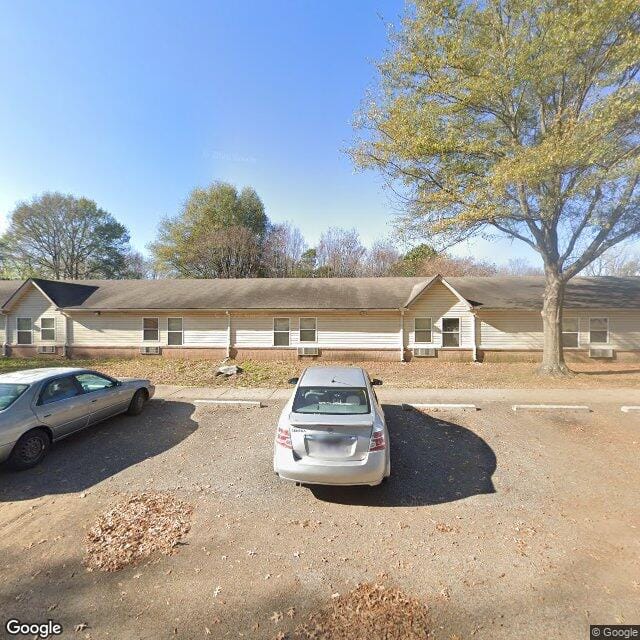 Photo of Bearman Golden Gardens at 4755 Neely Rd Memphis, TN 38109