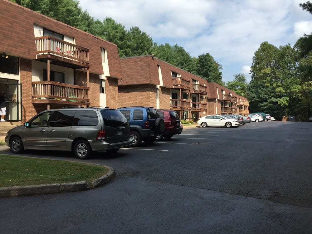 Photo of PALACE COURT APTS at 905 PALACE CT MARTINSVILLE, VA 24112