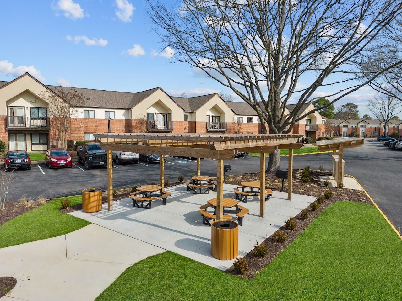 Photo of FORREST PINES SENIORS. Affordable housing located at 14539 OLD COURTHOUSE WAY NEWPORT NEWS, VA 23608