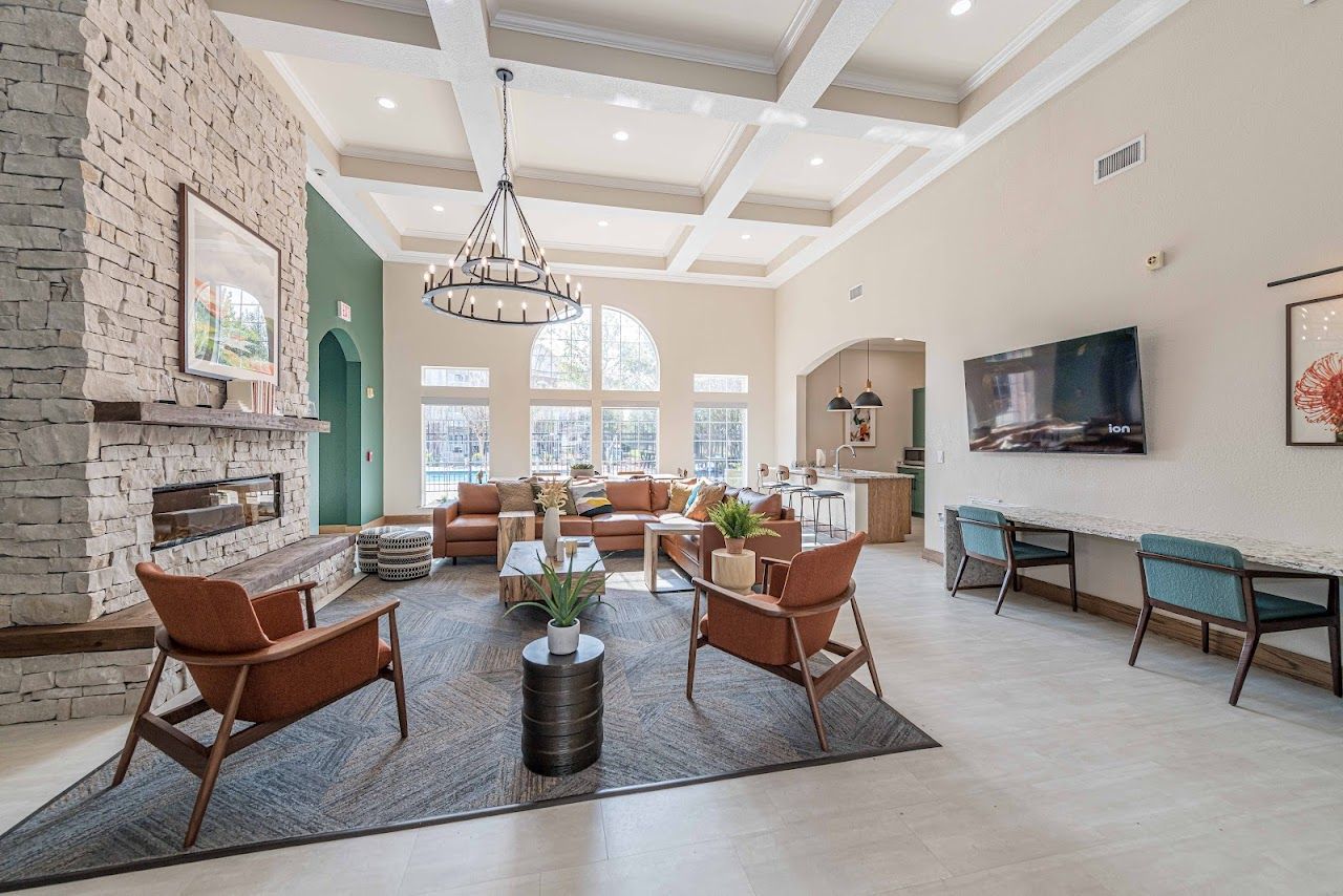 Photo of Knoll Street Crossing. Affordable housing located at 1938 Knoll St Houston, TX 77080