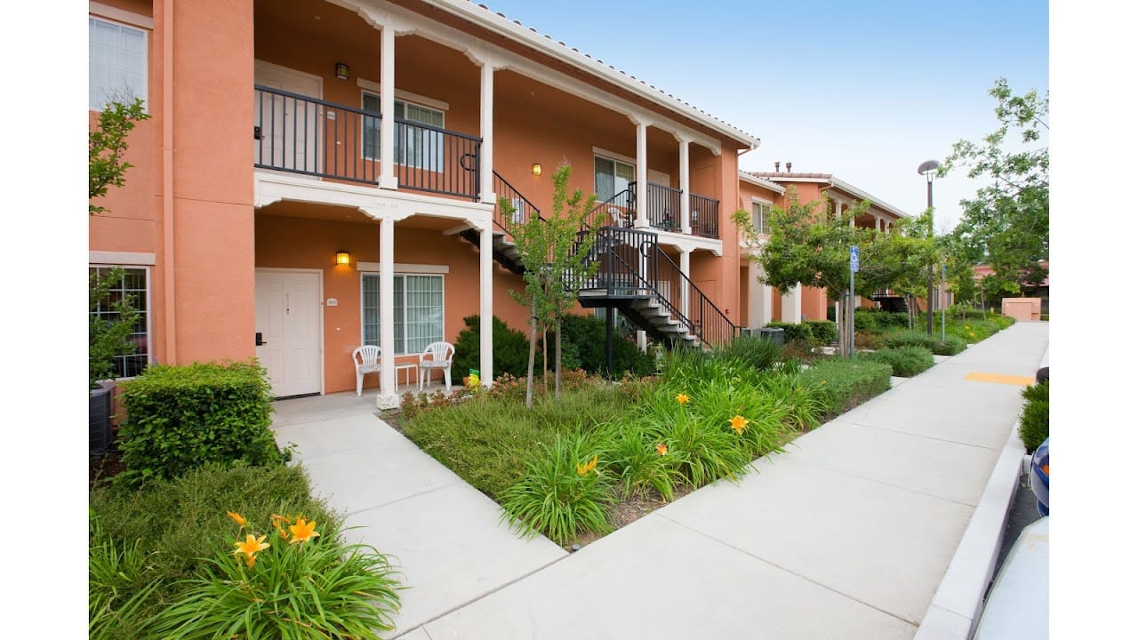 Photo of SIERRA SUNRISE SENIOR APARTMENTS. Affordable housing located at 4525 MANZANITA AVENUE CARMICHAEL, CA 95608