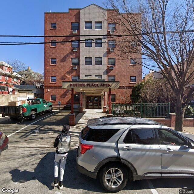 Photo of WEEHAWKEN SENIOR HOUSING. Affordable housing located at 2 POTTER PLACE WEEHAWKEN TWP, NJ 07087