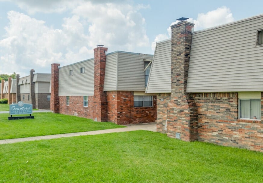 Photo of Bradford Townhomes at 2140-2190 S 109th East Ave Tulsa, OK 74129