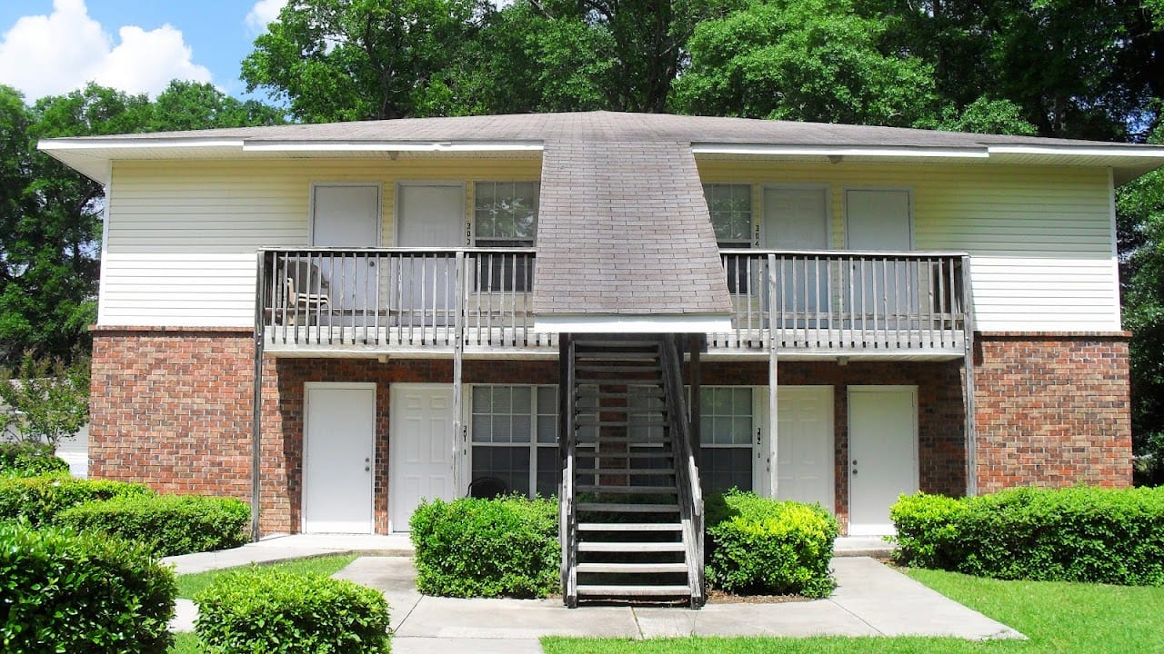Photo of Lakepier Apartments. Affordable housing located at 424 Highland Ave Eufaula, AL 36027