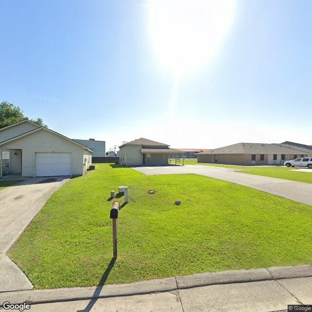 Photo of MOSS OAKS II. Affordable housing located at 905 MOSS OAK DR NEW IBERIA, LA 70560