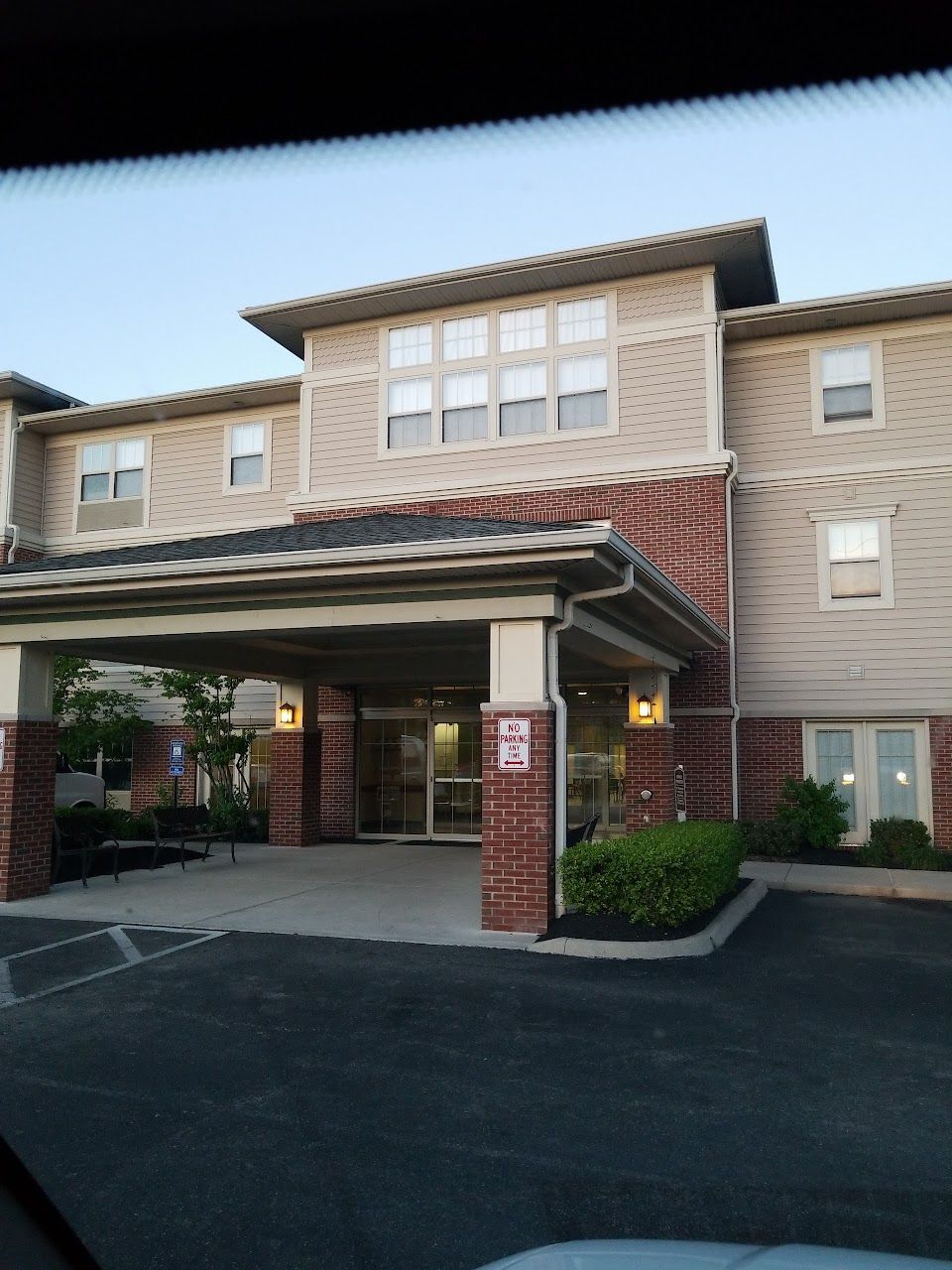 Photo of FIELDSTONE COURT. Affordable housing located at 2850 ALUM CREEK DR COLUMBUS, OH 43207