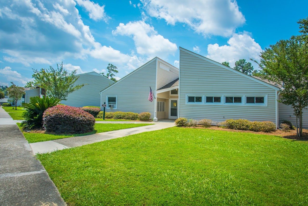 Photo of HAVEN OAKS APTS. Affordable housing located at 523 ORANGEBURG RD SUMMERVILLE, SC 29483