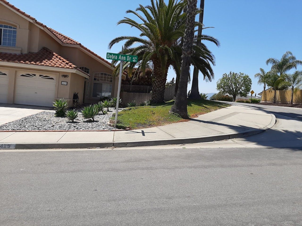 Photo of MOUNTAIN VIEW. Affordable housing located at 24551 RAYMOND WAY LAKE FOREST, CA 92630