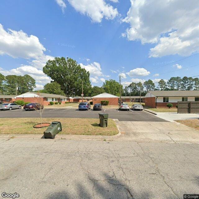 Photo of JEFFERSON COURT APARTMENTS. Affordable housing located at 1100 NORTH JEFFERSON AVE GOLDSBORO, NC 27534