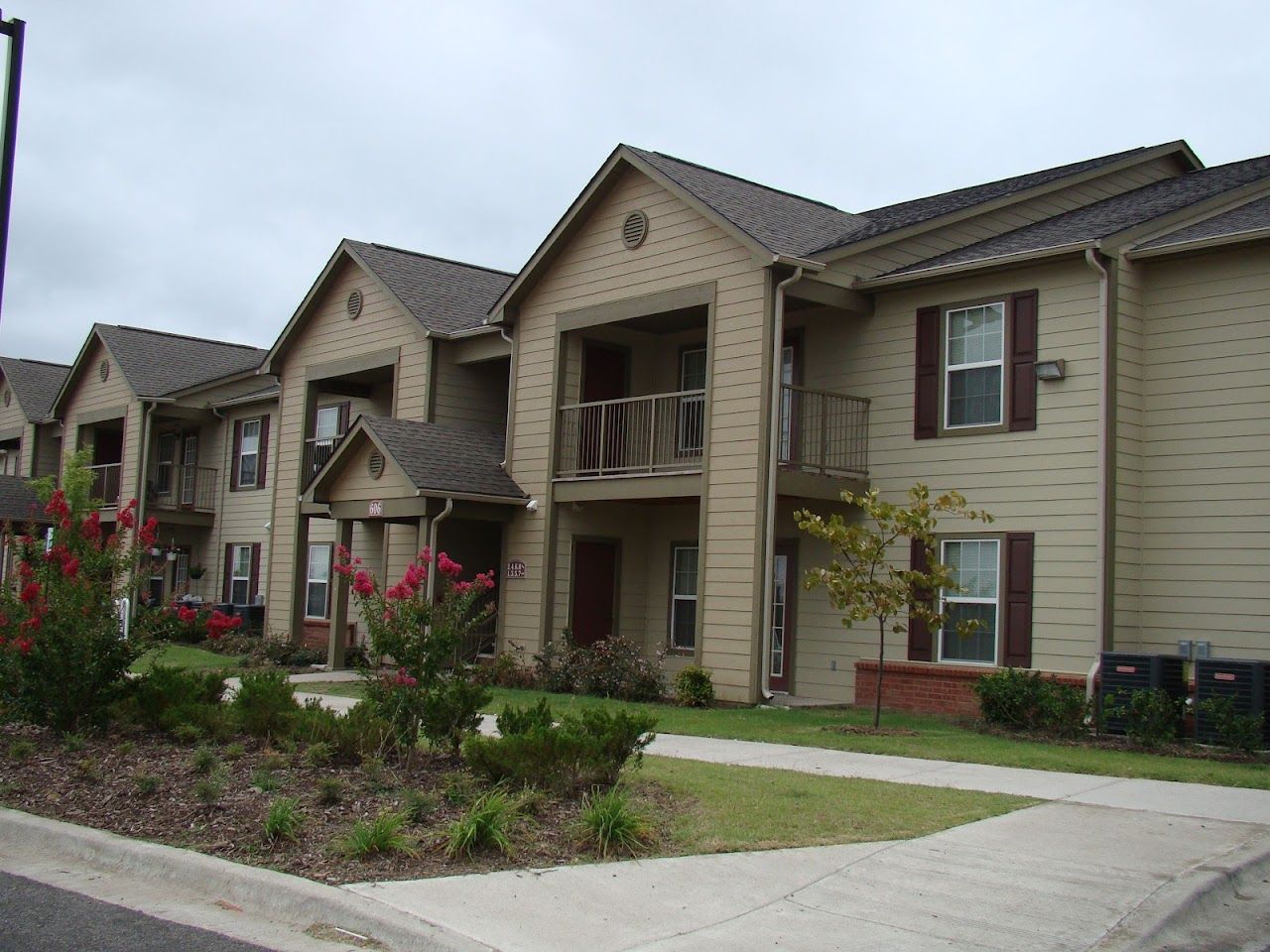 Photo of Parkway Village Apartments at 600 W Carl Albert Pky Mcalester, OK 74501