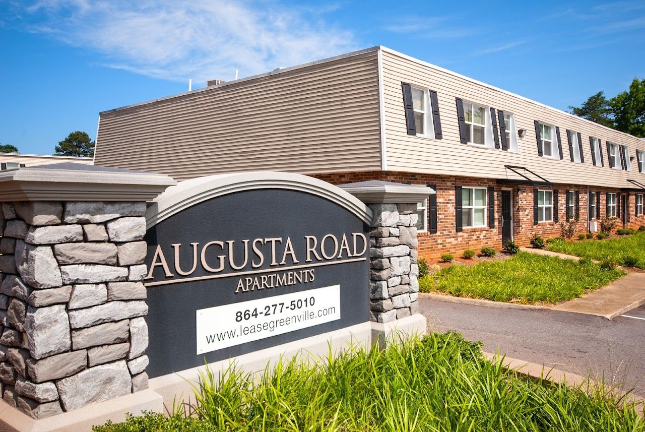 Photo of AUGUSTA HILLS APTS at 5300 AUGUSTA RD GREENVILLE, SC 29605