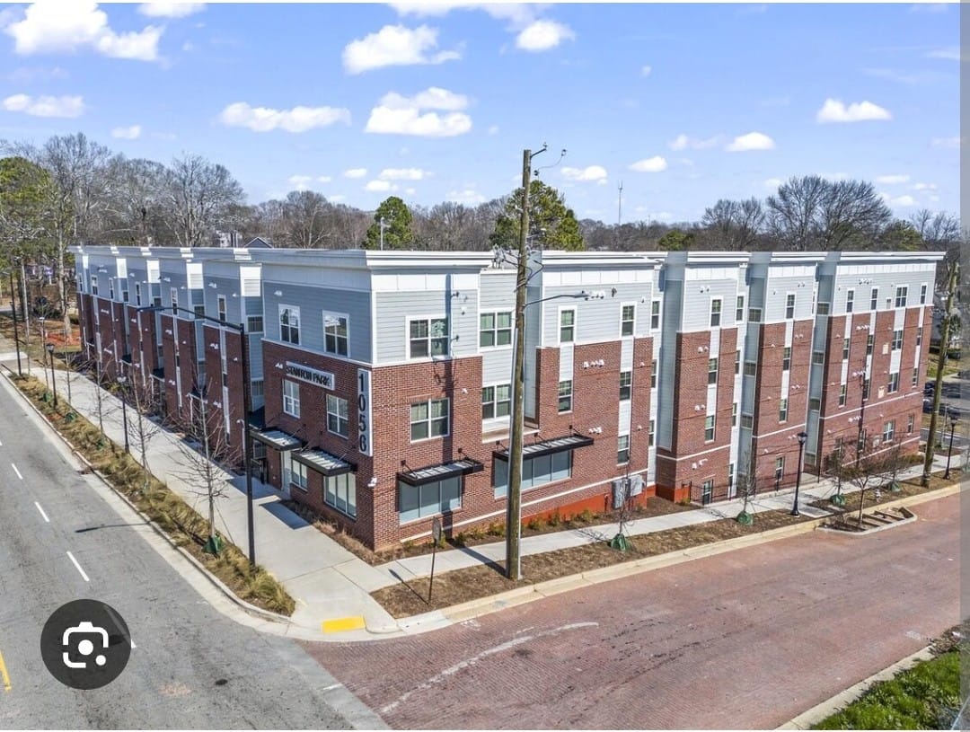 Photo of Stanton Park Apartments at 1056 Hank Aaron Dr SW Atlanta, GA 30315