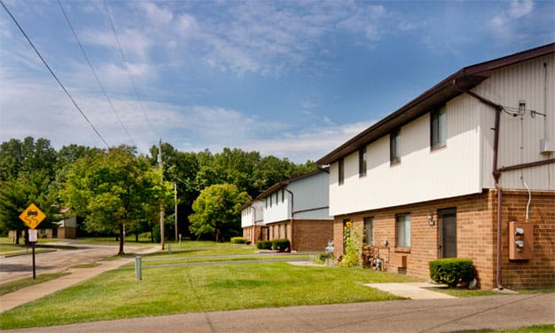 Photo of Westview Apartments. Affordable housing located at 3111 Leo Ave Youngstown, OH 44509