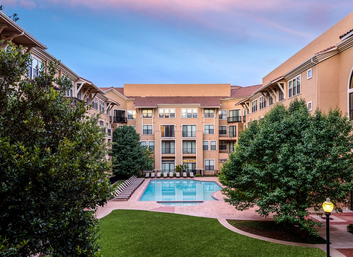 Photo of Central Apartments at 216-226 Avenue Lubbock, TX 79415