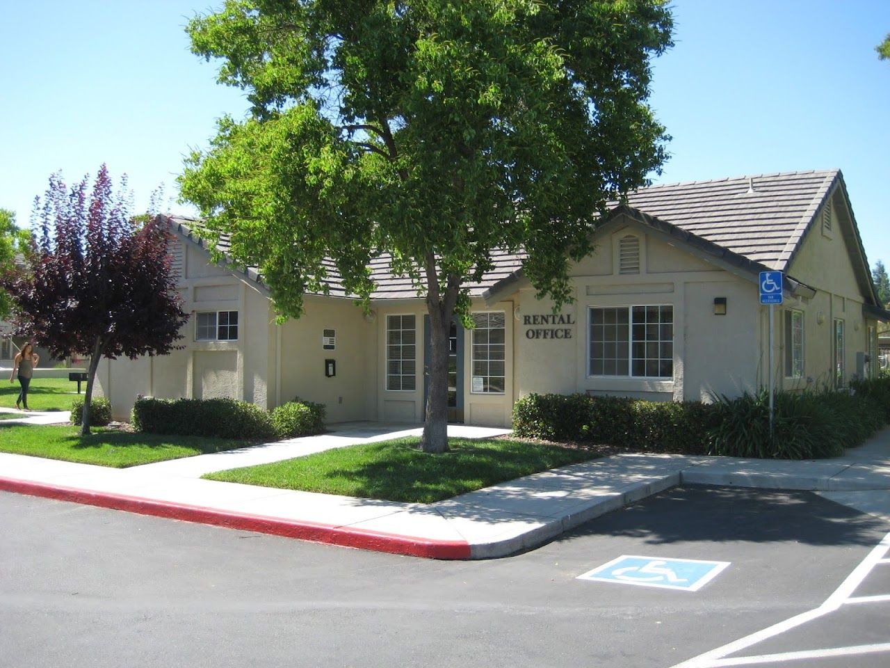 Photo of WOODCREEK APTS at 1550 PLEASANT GROVE BLVD ROSEVILLE, CA 95747