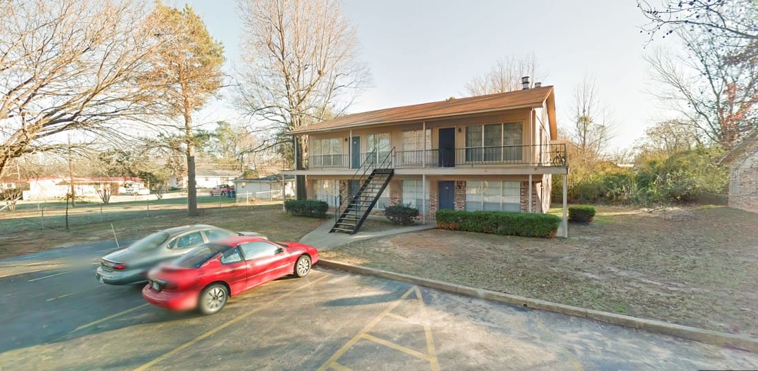 Photo of Sandalwood Apartments at 300 Babb Ln Texarkana, TX 75501
