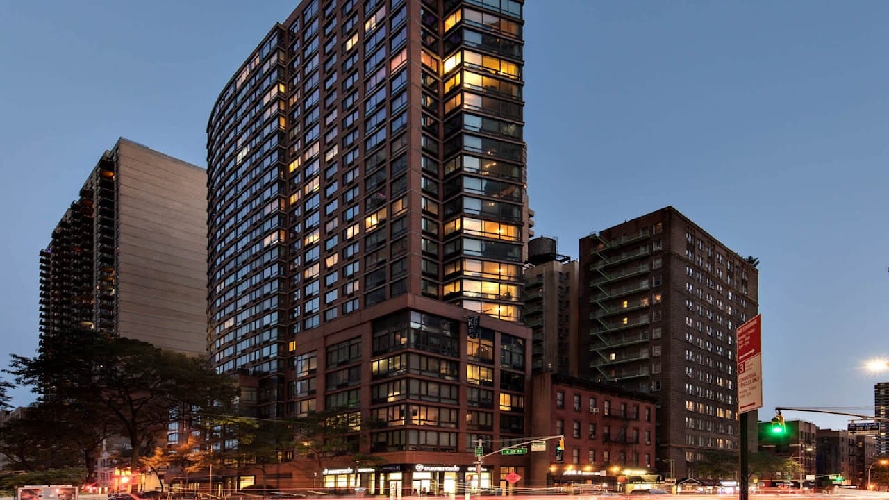 Photo of 255 East 39th Street. Affordable housing located at 255 East 39th Street New York, NY 10016