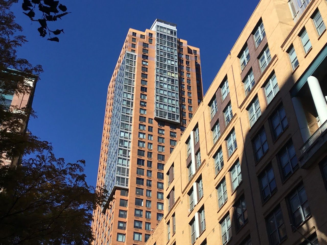 Photo of TRIBECA POINTE. Affordable housing located at 41 RIVER TER NEW YORK, NY 10282