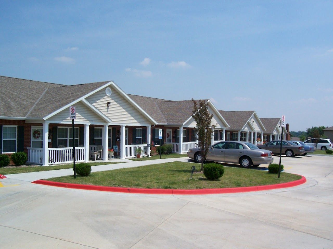 Photo of WHITTINGTON ESTATES. Affordable housing located at 1502 BUCKINGHAM ST ST JOSEPH, MO 64506