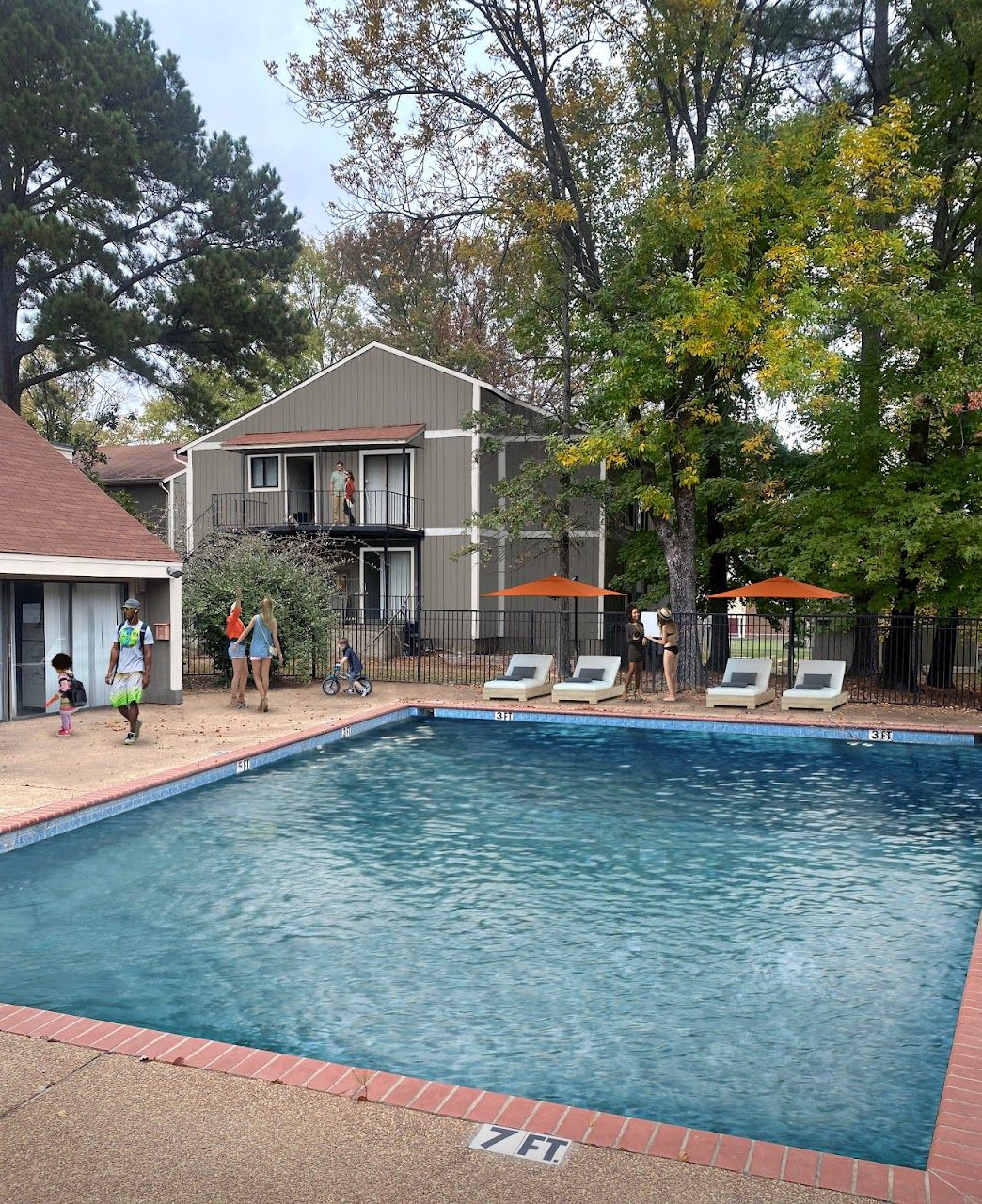 Photo of Charter Oaks Apartments at 5473 Vander Oak Dr Memphis, TN 38116