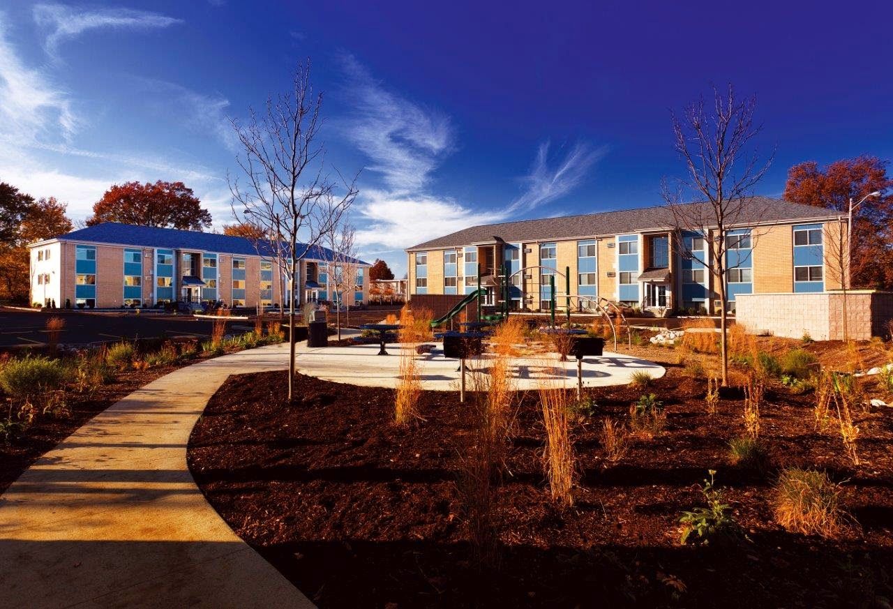 Photo of ROCKPORT APARTMENTS DBA HAWKS LANDING. Affordable housing located at 14710 PURITAS AVENUE CLEVELAND, OH 44135