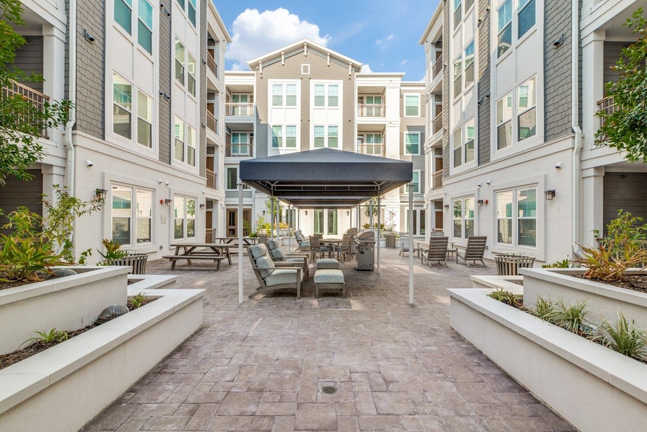 Photo of Heritage Senior Residences at 1120 Moy St Houston, TX 77007