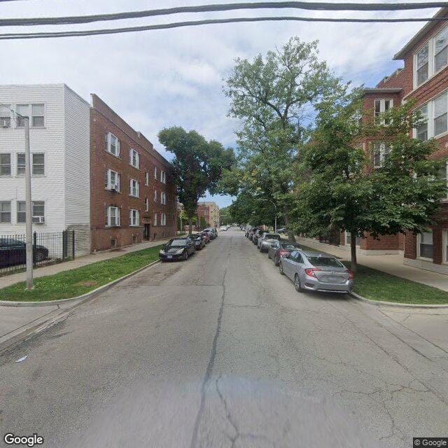 Photo of Leland Apartments at 1207 W Leland Ave Chicago, IL 60640