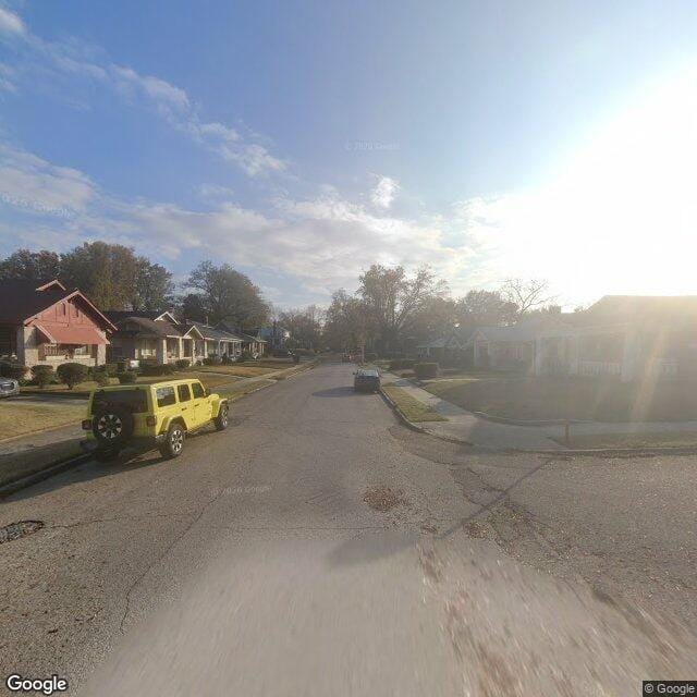 Photo of Waverly Apartments at 2767 Waverly Ave Memphis, TN 38114