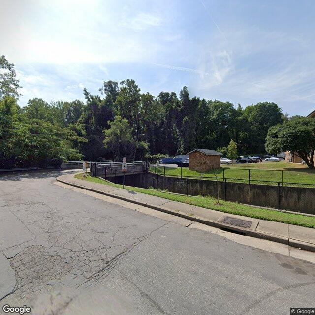 Photo of 700 West 44. Affordable housing located at 4500 Bassett Ave Richmond, VA 23225
