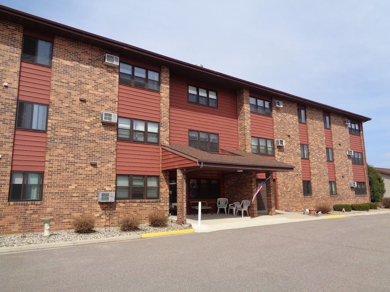 Photo of Fairview Apartments at 11 Park St N Fairfax, MN 55332