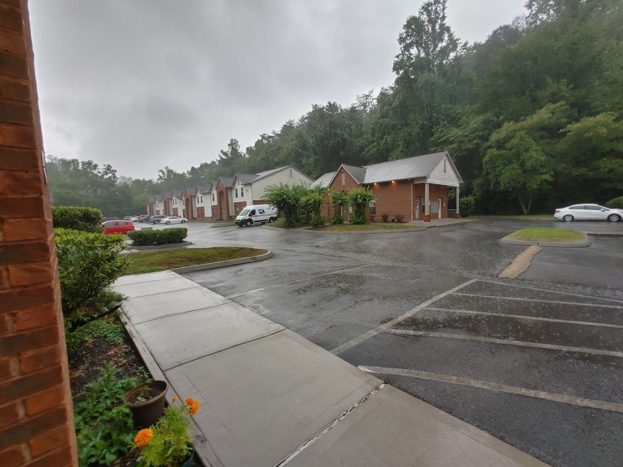 Photo of MEADOW CREEK APTS at 3180 HICKORY DR PIGEON FORGE, TN 37863