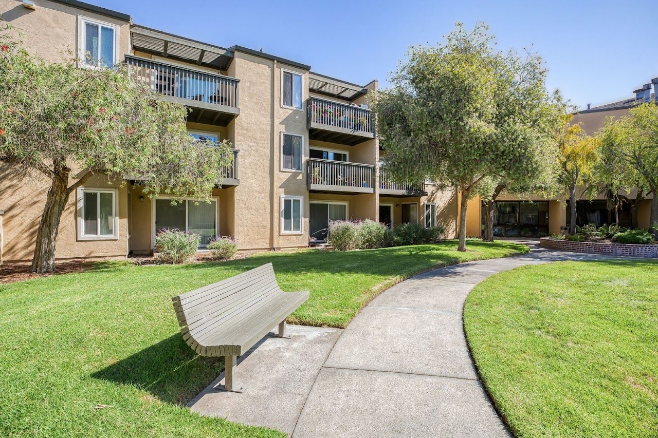 Photo of STEINBACK COMMONS at 10 LINCOLN AVE SALINAS, CA 93901