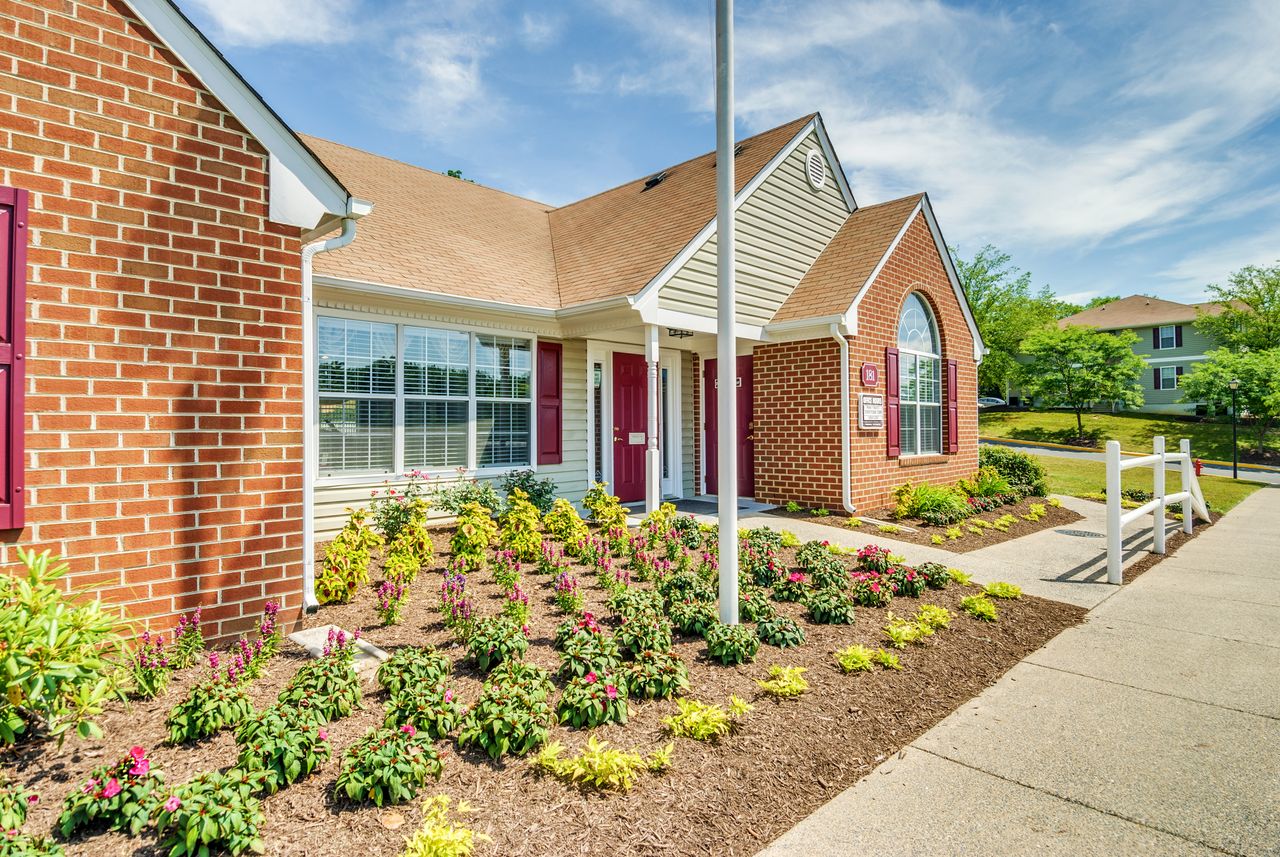 Photo of CHESTNUT RIDGE I. Affordable housing located at 181 CHESTNUT RIDGE DR HARRISONBURG, VA 22801