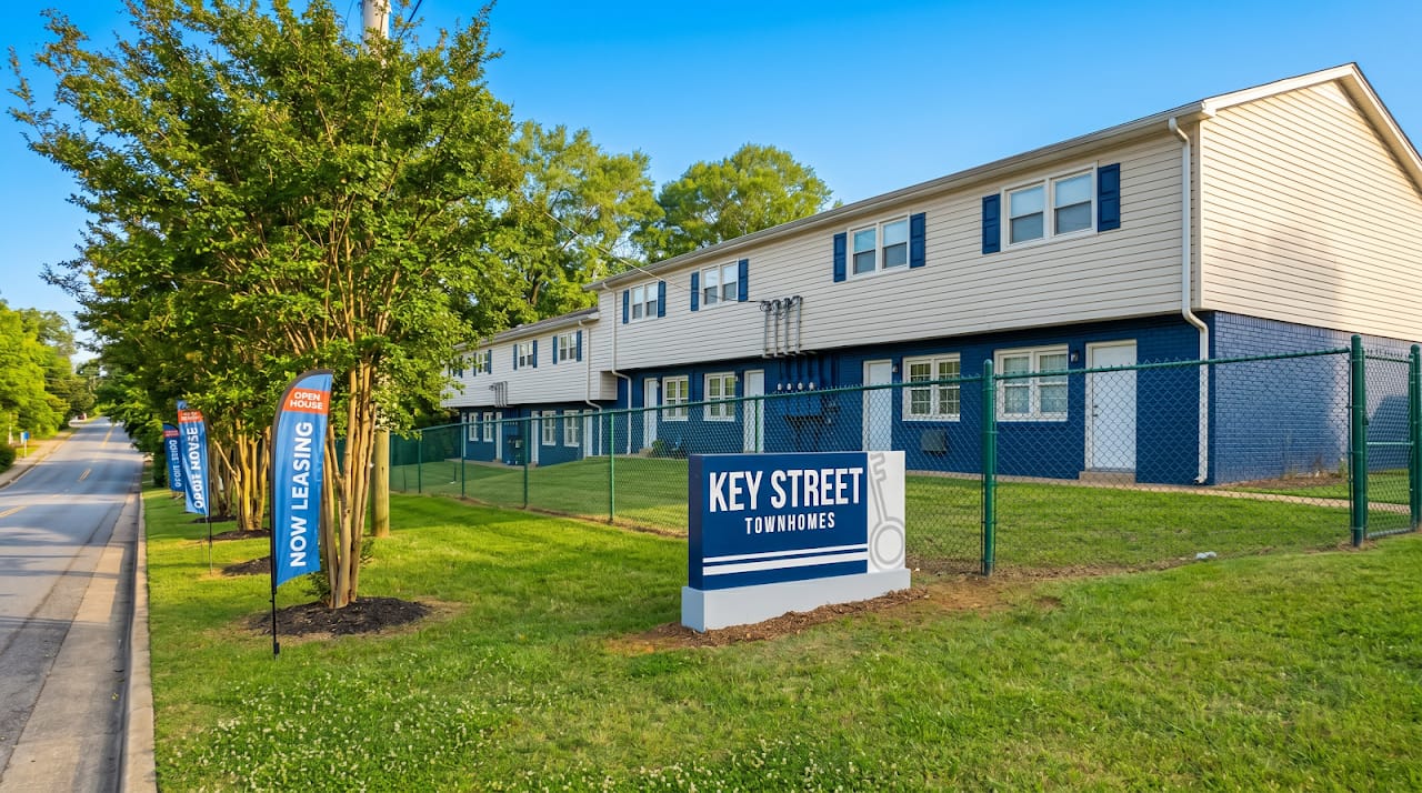 Photo of Key Street Apartments at 601 Key St Charlotte, NC 28208