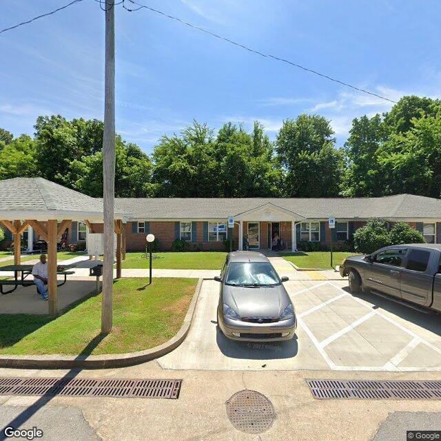 Photo of HAYWOOD MANOR APARTMENTS at 683 TAMM ST. BROWNSVILLE, TN 38012