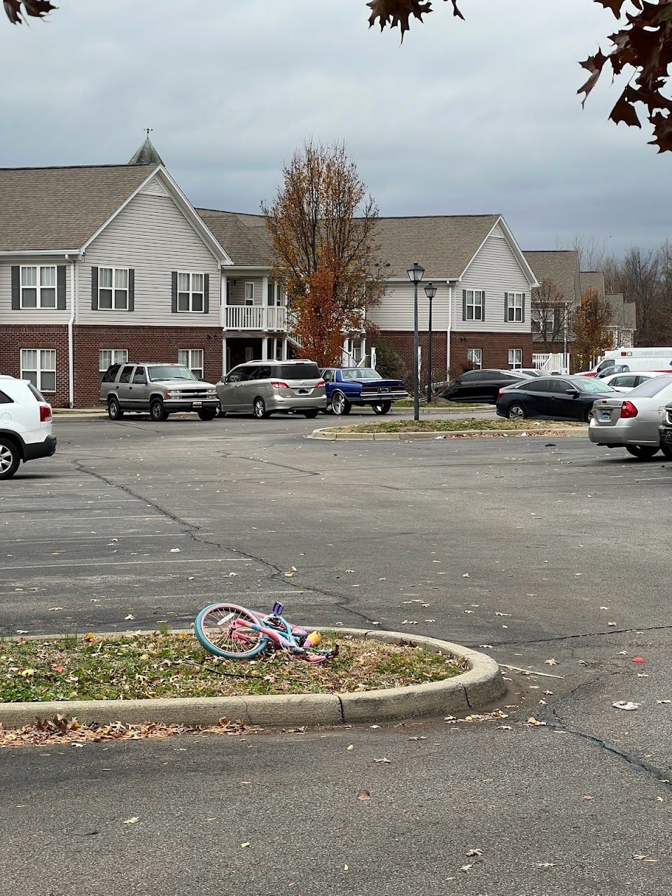 Photo of FALCON CREST APARTMENTS - LOUISVILLE. Affordable housing located at FALCON CREST DRIVE LOUISVILLE, KY 40219