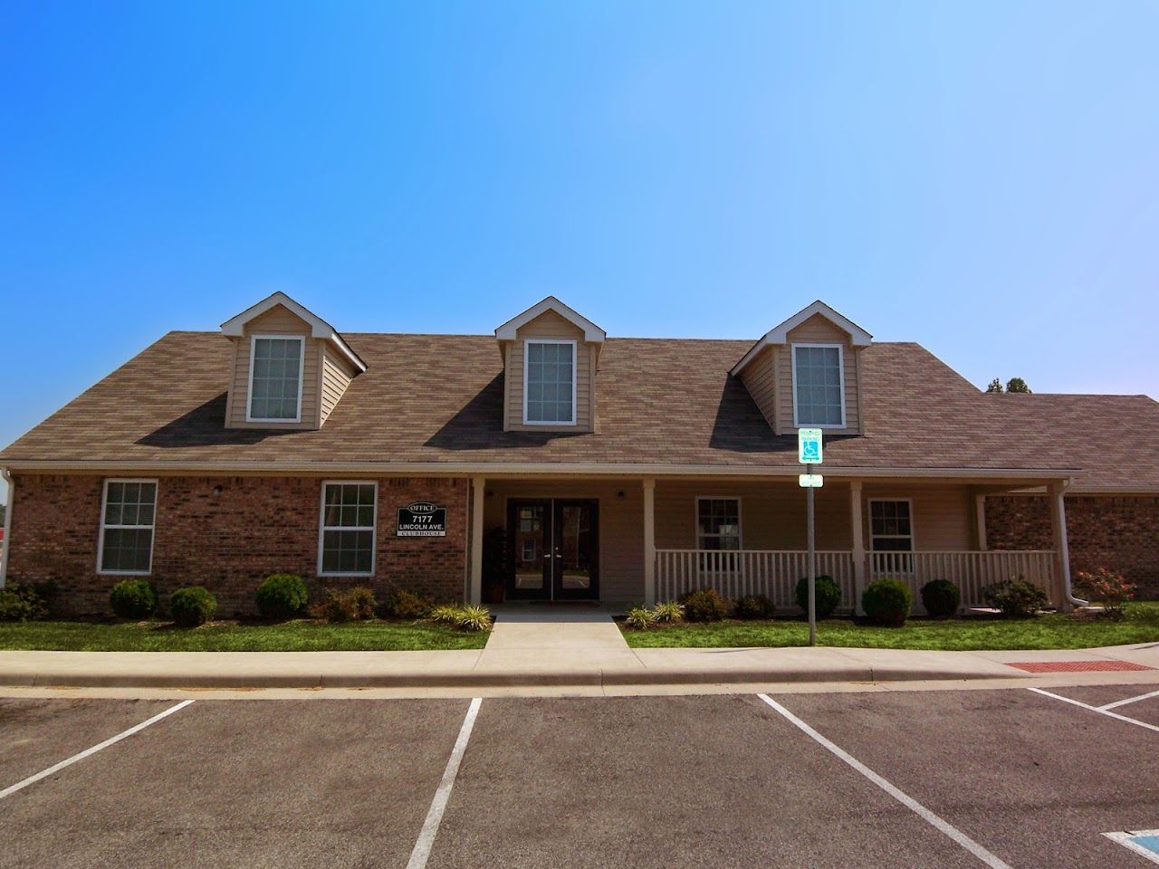 Photo of CANTERBURY HOUSE II (NEWBURGH). Affordable housing located at 7177 OUTER LINCOLN AVE NEWBURGH, IN 47630