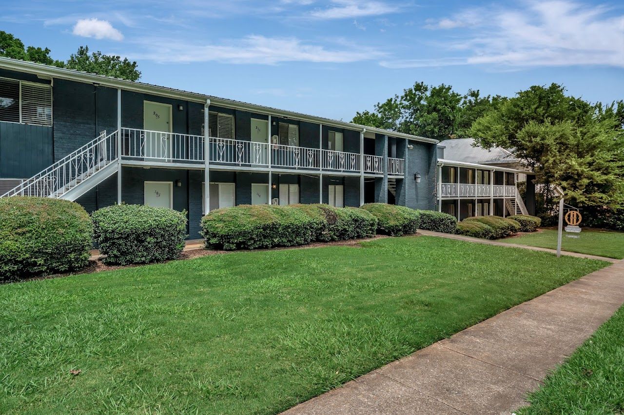 Photo of Glen Iris Place Apartments at 1119 11th Pl Birmingham, AL 35205