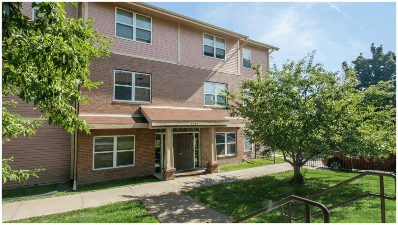 Photo of Hamilton Gardens at 210 S 24th St Omaha, NE 68102