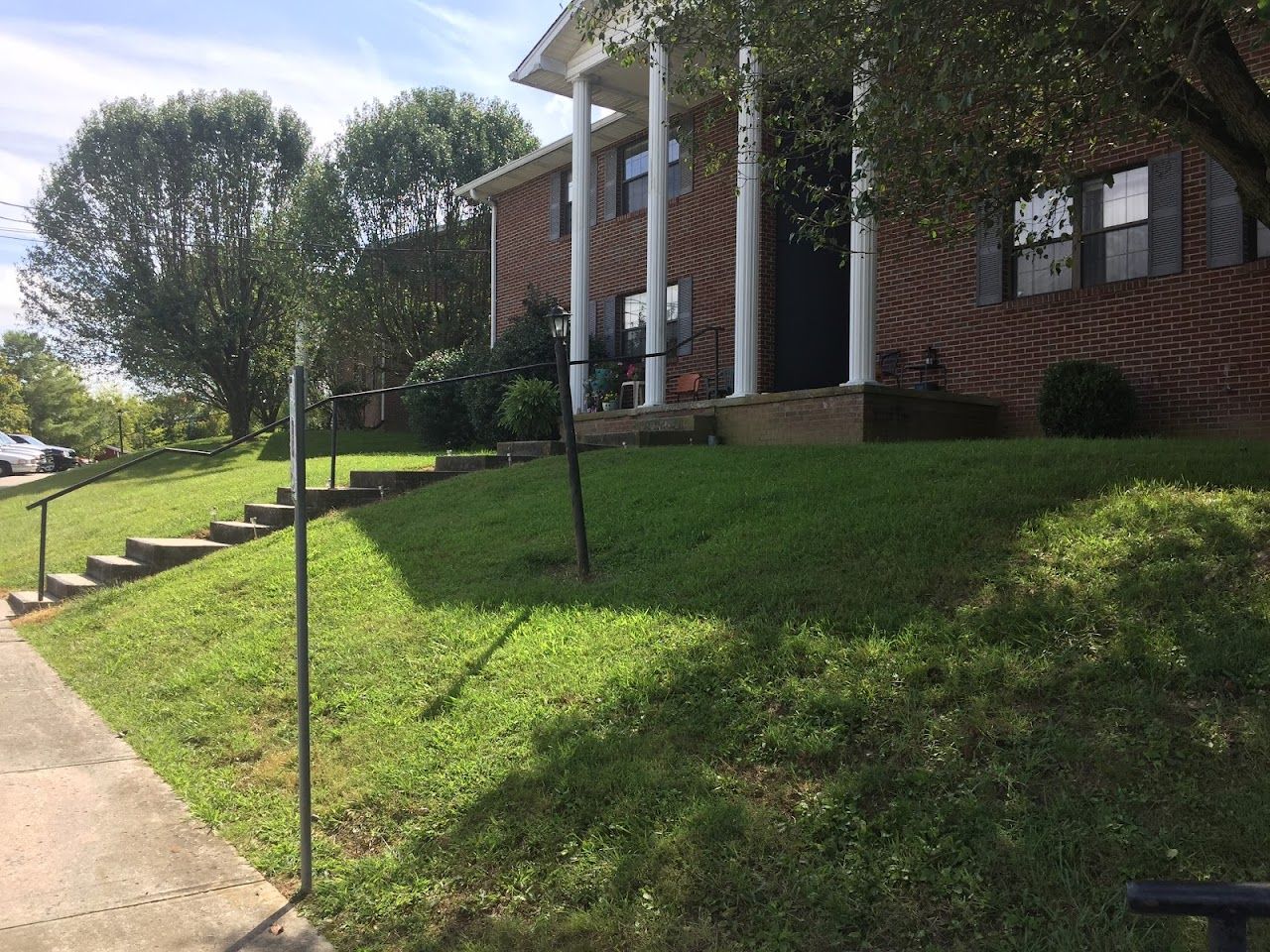 Photo of SOUTH RIDGE APTS at 100 S RIDGE DR WOODBURY, TN 