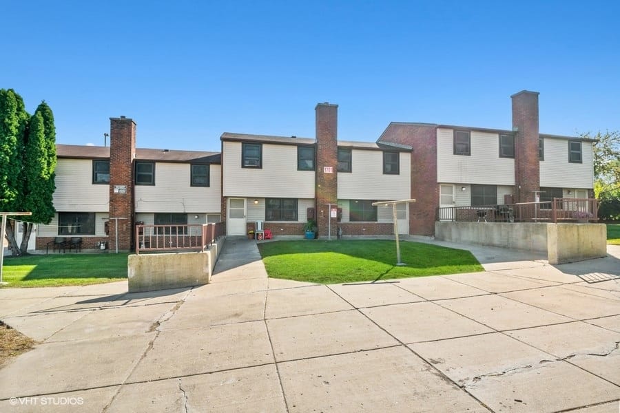 Photo of ARMORY TERRACE. Affordable housing located at 1701 N MCAREE RD WAUKEGAN, IL 60085