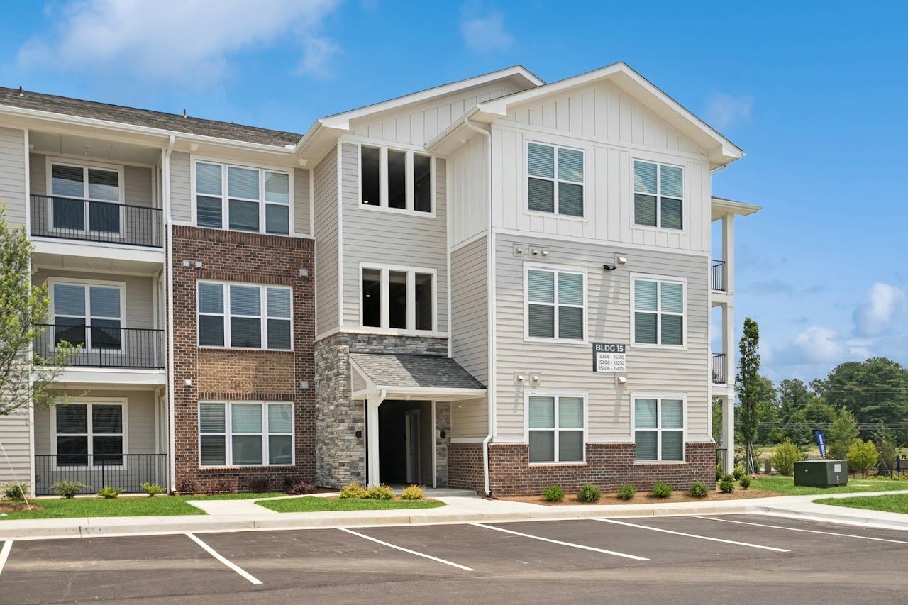 Photo of Astoria at Crystal Lake. Affordable housing located at 8288 Chicago Ave Douglasville, GA 30134